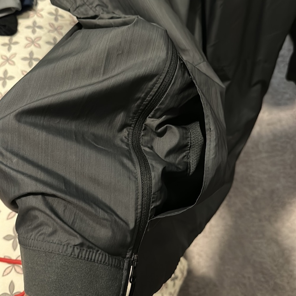 Nike 1/4 Zip hot Jacket - Picture 4 of 5